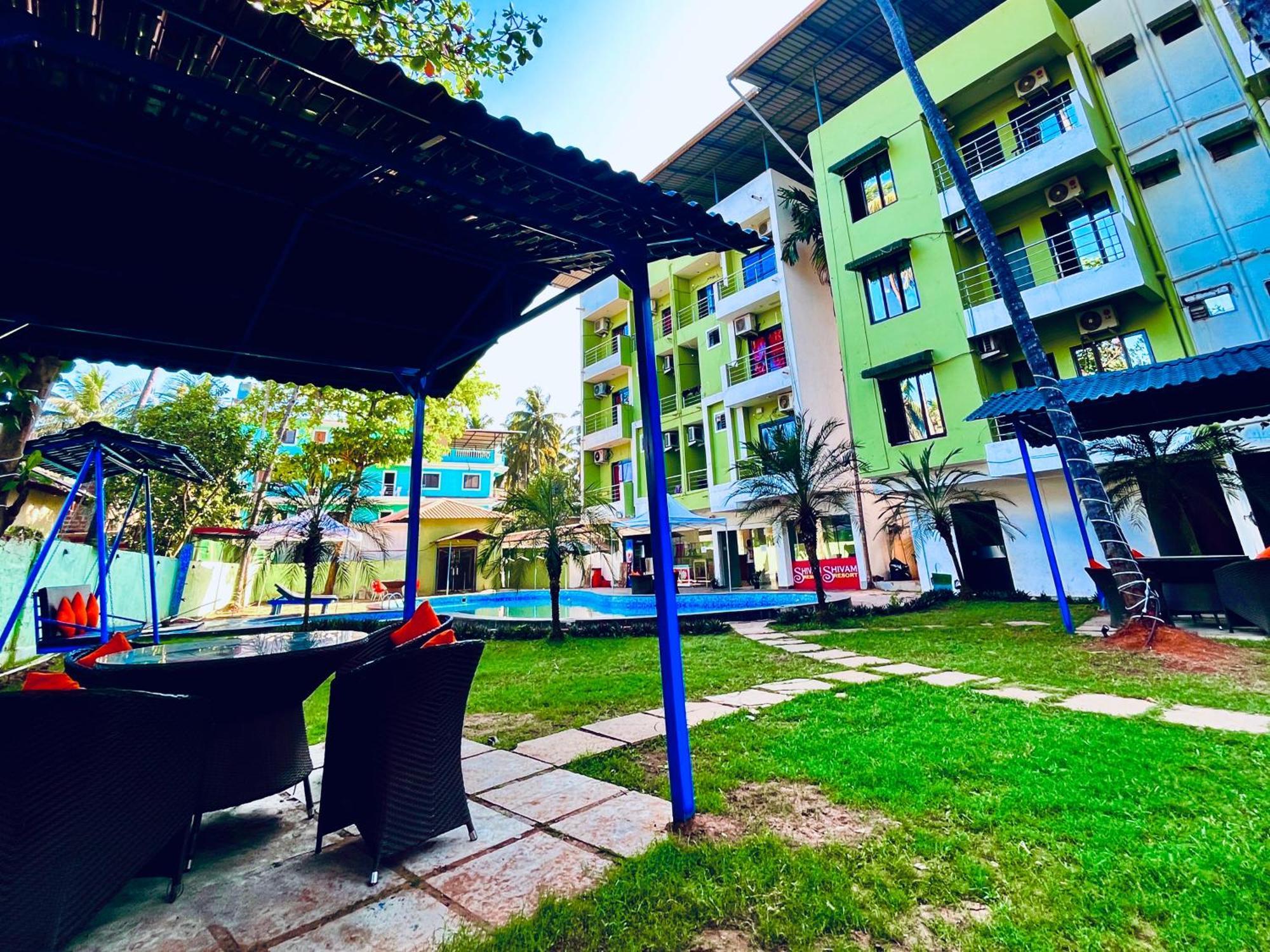 The Calagute Beach Resort By Shivam Resort 1 Km From Beach Кандолим Экстерьер фото